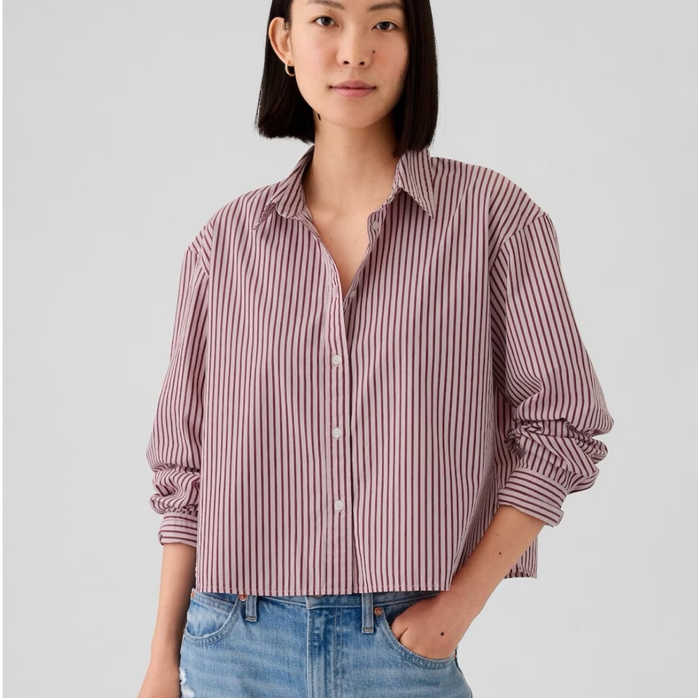 Cropped white Gap button-down